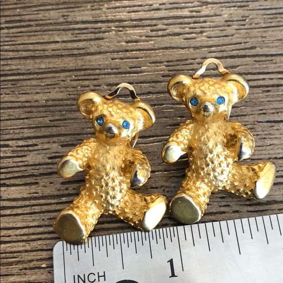 Erwin Pearl Matte Goldtone Teddy Bear Clip Earring - Picture 10 of 16